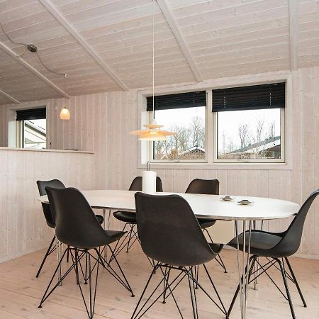 Three-Bedroom Holiday Home In Juelsminde 18 Sonderby  Extérieur photo